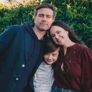 Torrance Coombs Instagram - That’s a wrap on @thestainshort. Couldn’t have asked for better costars and crew, or a better creative team. Blessed to have friends @jt_neal @vicariousmatt @elenirivera who trusted me to bring this complex role to life. Incredibly thankful to all the amazingly generous people who contributed the funds to make this dream happen. Can’t wait for y’all to see this one! We’ll have those incentives out to you soon ❤️