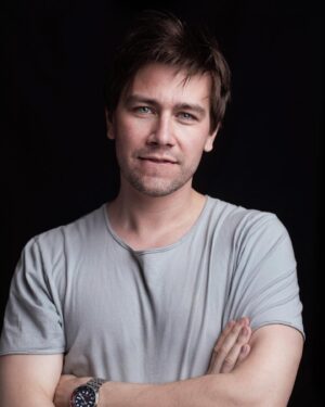 Torrance Coombs Instagram - Sometimes I be biting my lip