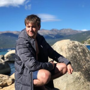 Torrance Coombs Instagram - Looks like summer. Feels like winter.