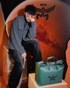 Tosh Zhang Instagram - Explore MCM's latest AW24 collection that takes you on a journey from “Munich to Mars”, tailored for the individual with an on-the-go lifestyle that perfectly entwines functionality & contemporary style.

#MCMAW24 #MCMworldwide @mcmworldwide