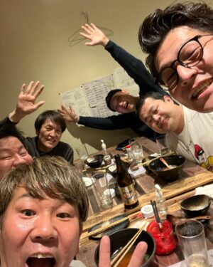 Toshifumi Fujimoto Instagram - このメンバーで番組収録。おもろかったー
芸人サイコー！詳細はまた後日。お楽しみに！

ジュニア　チャンス大城　みなみかわ　
モグライダー