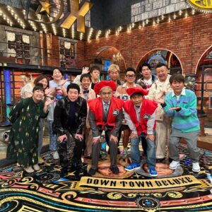 Toshifumi Fujimoto Instagram - 松本さん
還暦おめでとうございます！
高校生の時、2丁目劇場で初めてダウンタウンのお二人を生で見た感動は今でも忘れる事はできません！その頃はまさかお仕事を一緒にさせて頂けるとは夢にも思ってませんでした！今までも今もこれからもずっと憧れです！