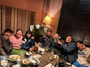 Toshifumi Fujimoto Instagram - ほぼバカ話、時々下ネタ、腹ちぎれるくらいワロタ

とに安、盛山、よしこ、まひる、酒井
ありぼぼちゃん