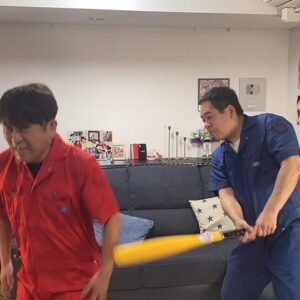Toshifumi Fujimoto Instagram - 8月から原西とコンビで、YouTubeチャンネル【FUJIWARA超合キーン】を開始しました。
コンビで、真剣にやりたいことをやっていくため頑張ります。週3回アップ予定ですので、チャンネル登録よろしくお願いします🙇‍♂️

インスタを再開するきっかけも動画で原西が作ってくれたので、こっちはプライベートの画像などをゆるく投稿していこうと思っています！

#fujiwara #フジモン #fujiwara超合キーン #youtube