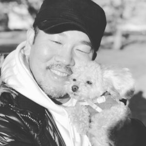 Toshifumi Fujimoto Instagram - 撮って~

ていわれた。

いつも呼吸あわない。
必ず半目。