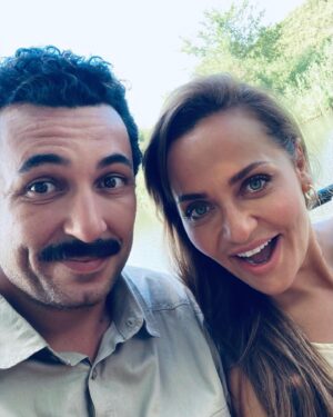 Toygan Avanoğlu Instagram - Yine yeniden canım partnerim @didembalcin🥰🥰 #birtatlihuzur