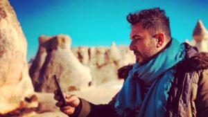 Toygan Avanoğlu Instagram - Taş güç verir insana....
