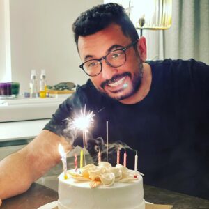 Toygan Avanoğlu Instagram - Senede bir gün 🤓 iyi ki doğmuşum o zaman 😘😘