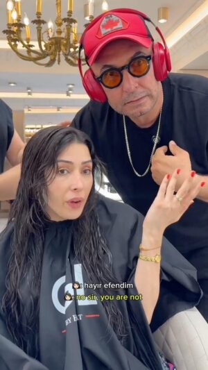 Toygan Avanoğlu Instagram - Tarafını seç! @toyganavanoglu X @huseyinpolatofficial