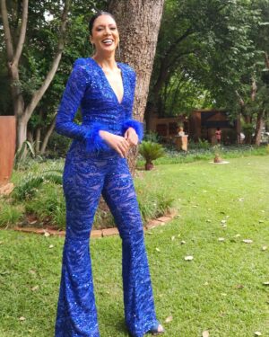 Tracey-Lee Oliver Instagram - Too blessed to be stressed😆✨️💙💋
Happy Sunday Fam! 🙏🏽👏🏽