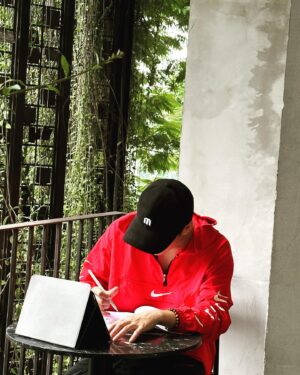 Trần Lê Đức Instagram - 🔴🟢⚪️⚫️