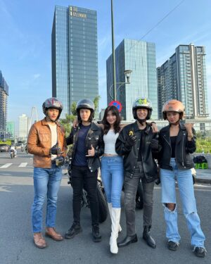 Trần Lê Đức Instagram - “Drive”
