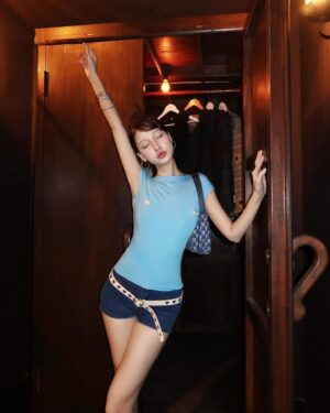 Trang Minh Instagram - We are single because we're looking for 90's love in the current generation. 💙 

#trangminh #blue