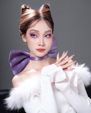 Trang Minh Instagram - 𝑻𝒐𝒐𝒅𝒍𝒆𝒔 𝑮𝒂𝒍𝒐𝒓𝒆 💅🏻

Cô nàng Toodles dạo này hot quá, xâm chiếm khắp feed của tôi nên tôi phải lôi cô ấy ra ngoài đời thôi 🌸 

Photo by Tachy