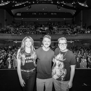 Tranna Wintour Instagram - Opening for my dear friend @matteolane, who is always so hilarious and incredibly generous 💜 @isthattomhearn rocked on hosting duties. Dream team in beautiful Vancouver 💜 (photo by ryanwalterwagner)