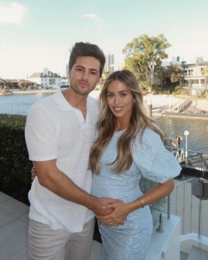 Travis Burns Instagram - Can’t wait to meet my little man 💙