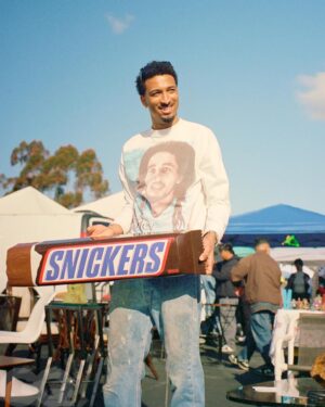 Travis "Taco" Bennett Instagram - @gq and I went to the Rose Bowl Flea together 🤓 

photos by @byaaronsinclair 
words by @judnikki 

Link in Bio