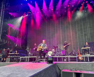 Travis Tritt Instagram - Another incredible night @rockthecountry festival in Ashland, Kentucky! What a fantastic crowd of great people to play for and I’m honored to be part of this incredible tour!