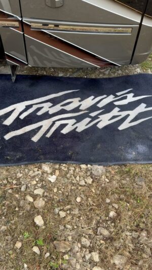 Travis Tritt Instagram - We are having a blast performing at the @rockthecountry festival shows! Don’t miss this one of a kind music festival.