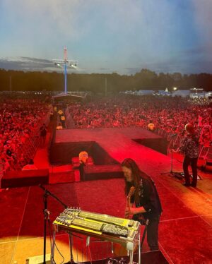 Travis Tritt Instagram - Another unforgettable crowd in Poplar Bluff, MO for the @rockthecountry festival! These shows are so much fun to play. The audiences are always huge at these shows with crowds filled with freedom loving Americans. We love you all! 🇺🇸