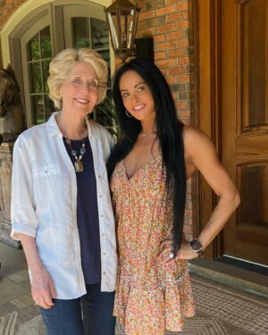 Travis Tritt Instagram - Happy Mother’s Day to all the dedicated and loving mothers everywhere! We love and appreciate y’all so much.