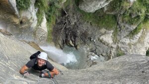 Travis Van Winkle Instagram - I’m moving to New Zealand forever. Byeeee.

Queenstown ~ Wānaka ~ Milford Sounds 

Swam in glacial waters, jumped off bridges, mountaineered via Ferrata style, had a endless ‘beauty emergencies’ where it was pertinent to stop whatever I was doing to take in the beautiful scenery, sailed through the same fiords explorers in the 1600’s did when they discovered NZ and first encountered Māori tribes, watched all the @taikawaititi movies, and made an amazing friend along the way in Kyla. 

@pressplayyourway thank you for creating the perfect NZ itinerary for us. 

At the end of every year I reflect about the prior year and make goals for the year to come. This year represents ‘Open Doors’ for me. Nothing forced. Embrace the paths of least resistance. The beginning of 2023 is the perfect example. 

On a hike in LA with my friend @coachadamcobb I mentioned I wanted to visit NZ and Australia and his eyes lit up. He immediately connected me to his best mate Kyla. Kyla was pumped to adventure around and created the perfect itinerary for us. The door swung wide open. Thanks Adam for being a great listener and connecting me to Kyla and Kyla thanks for loving morning coffee, swimming in all bodies of water at any time, adventuring, and saying hell yes to life. 

#newzealand #adventure #nature #travel