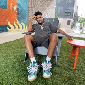 Tray Bills Instagram - outside. @waaahlifestylebrand