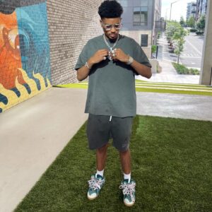 Tray Bills Instagram - outside. @waaahlifestylebrand