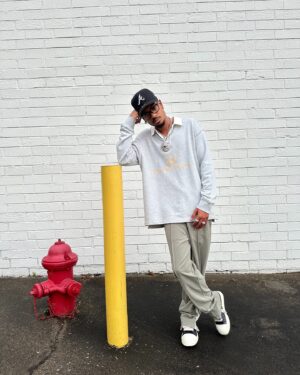 Tray Bills Instagram - I’ve been lost……
👕: @playcallour