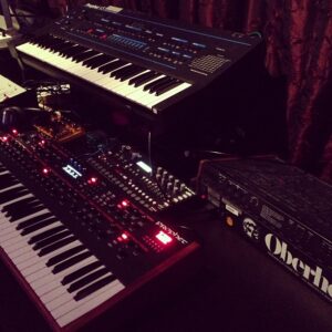 Trent Reznor Instagram - Some new and old friends getting to know each other.