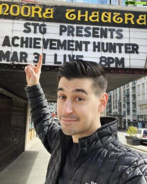 Trevor Collins Instagram - Tonight is the night, Seattle! #AHLive