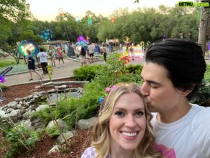Trevor Collins Instagram - The day that brought the world @bdunkelman. How lucky we are. Happy Birthday, my entire love!