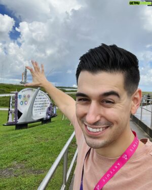 Trevor Collins Instagram - We are going back to the moon! I’m beyond grateful for the opportunity to go behind the scenes of Artemis I and be on-site for this historic launch. After 50 years, I’m so excited humans have set their sites on the cosmos once more and it all starts with one “small” step - the Artemis missions!

In these photos you’ll see the SLS rocket holding the Orion capsule, a few astronauts one of which may very well be the first woman on the moon, and the crawler that trucks the rocket from the assembly building to the launch pad!