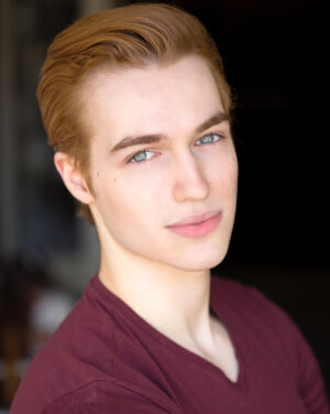 Trevor Stines Instagram - Color, or black and white? 🤔
.
@beyondtheflarephotography #bnw #bnwphotography #blackandwhite #blackandwhitephotography #color #headshot #warsaw #warsawcomiccon