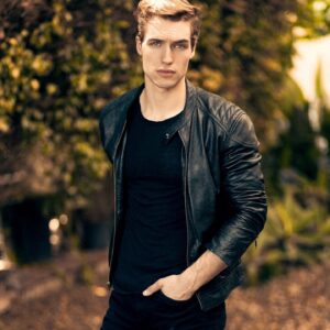 Trevor Stines Instagram - Who wants to hear about the projects I have in the works? 😏