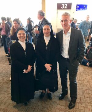 Trey Gowdy Instagram - Sometimes flight delays lead to new friends.