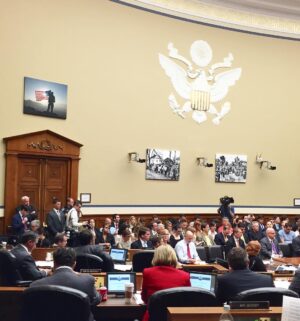 Trey Gowdy Instagram - Happening now -> @gopoversight hearing with FBI Director Comey. Tune in live at oversight.house.gov.