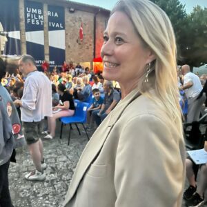 Trine Dyrholm Instagram - The Magic Key🗝️💥Thank you so much @umbriafilmfestival for this unique experience. The magical ceremony in Montone and the breathtakingly beautiful landscape of Umbria💚🇮🇹Thank you to the 2 lovely artistic directors Teresa and Rachele for inviting me for this great honour and a special thank to Pigi for taking so good care of us at the beautiful @borgocardaneto❤️