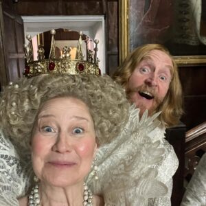 Trine Dyrholm Instagram - 17th century selfies with this amazing cast @juliannemoore @nicholasgalitzine @tonycurran @niamhalgar @ameliagething and director @oliver_hermanus ❤️ #maryandgeorge is now available on @starz