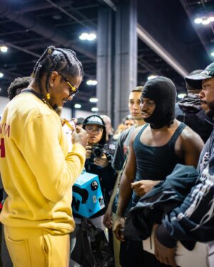 Trinidad James Instagram - PHILLY !!!!! Let’s , Eat steaks , Talk Kicks and Of course……

DO YOUR @hommewrk