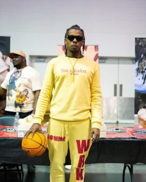 Trinidad James Instagram - @4batzz Did His @hommewrk 🤝🏿✏️🏆🏆🏆🏆🏆

@gotsole 🔥🔥🔥 👟👟👟 

📸 - @angelroman__