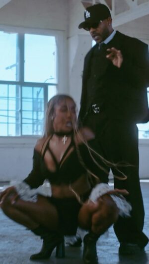 Trinidad James Instagram - New Work for @ericbellinger x @sevyn “ DROP “ 

OUT NOW ‼️

@567agency x Artists TEAM Thank You :

“ Drop “ Out Now 🔥Staring Eric bellinger & Sevyn Streeter🎥 

Director : @apex.visions 
Producer:  Sam Thompson
Director of Photography : JP Dellanno
Edit : Baylor 
Colorist : Karey Graves
Gaffer : Nash white 
1st AC : Collin Shepard
Casting director : Devin carpenter 
Choreographer : Tarik Morgan
Dancers : 
king smith
Tyler Naraysingh
Chole sopson 
Samaria Stewart 
Sevyn’s Choreographer: Tiffany Simone 
Mua: Kandi Hernandez
Stylist: Jamar Hart 
Assistant stylist: Ieashia Friend 
Designer: Moustapha Diagne