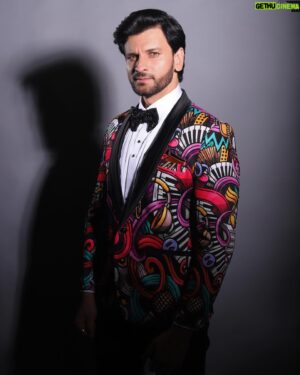 Trishaan Singh Maini Instagram - 🎈

Outfit @cpsingh_official