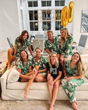 Trishelle Cannatella Instagram - Celebrating Tasha’s 40th at the beach 🎂 Played beer pong, ate cake, flopped in the pool, watched baseball, hosted an outdoor Disney movie night, and had some beach fun ☀️