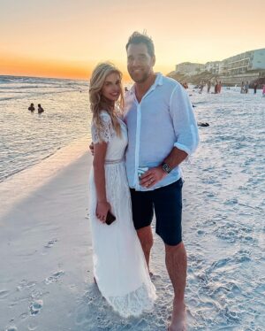 Trishelle Cannatella Instagram - Reppin NOLA in 30A with the Tampa crew! This beach taco and s’more’s party from @saltybeachsetups was lit 🔥

#30a #30alife #beach #beachparty #bonfire #beachlife #beachbonfire #tacoparty #tacos🌮 #tacosandsmores #smores #30abeaches #hey30a #krewe #krewesunglasses #saltybeach #saltybeachseasidefl #saltybeachsetups