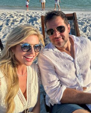 Trishelle Cannatella Instagram - Reppin NOLA in 30A with the Tampa crew! This beach taco and s’more’s party from @saltybeachsetups was lit 🔥

#30a #30alife #beach #beachparty #bonfire #beachlife #beachbonfire #tacoparty #tacos🌮 #tacosandsmores #smores #30abeaches #hey30a #krewe #krewesunglasses #saltybeach #saltybeachseasidefl #saltybeachsetups