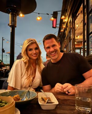 Trishelle Cannatella Instagram - When people ask me “do you still talk to people from your season of Real World?” No, we don’t still talk, we are family 🤍