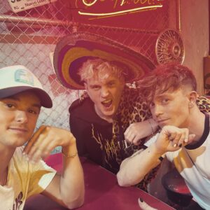 Tristan Evans Instagram - la fiesta continua