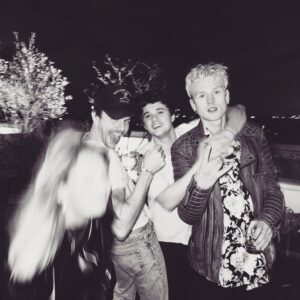 Tristan Evans Instagram - Sorry i’ve been quiet. Happy holidays and happy fuckin new years! Let’s go