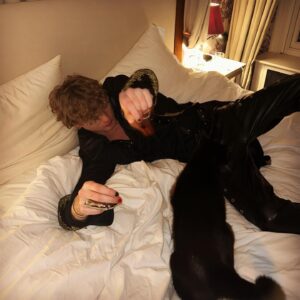 Tristan Evans Instagram - 🐈‍⬛